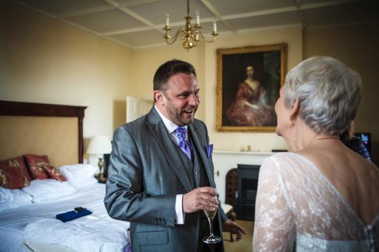 2017 Weddings www.luckyblueweddings.co.uk Tricia & Dave SCREEN 013