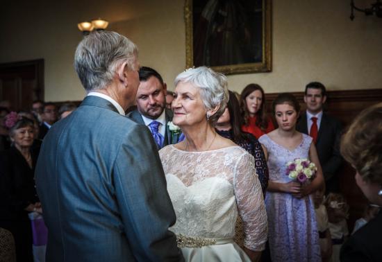 2017 Weddings www.luckyblueweddings.co.uk Tricia & Dave SCREEN 078