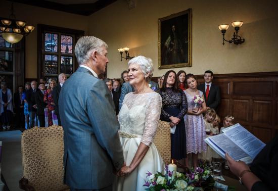 2017 Weddings www.luckyblueweddings.co.uk Tricia & Dave SCREEN 079