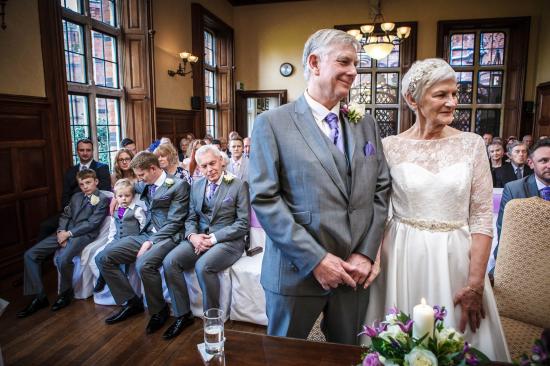 2017 Weddings www.luckyblueweddings.co.uk Tricia & Dave SCREEN 087