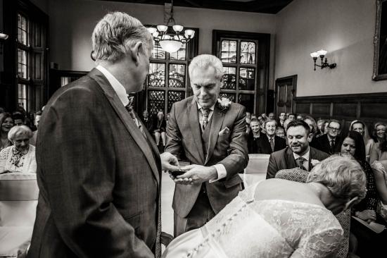 2017 Weddings www.luckyblueweddings.co.uk Tricia & Dave SCREEN 089