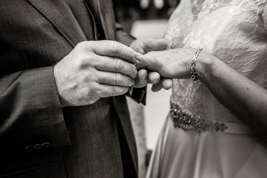 2017 Weddings www.luckyblueweddings.co.uk Tricia & Dave SCREEN 091