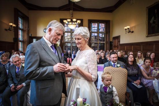 2017 Weddings www.luckyblueweddings.co.uk Tricia & Dave SCREEN 092