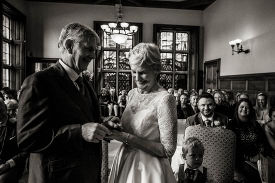 2017 Weddings www.luckyblueweddings.co.uk Tricia & Dave SCREEN 093