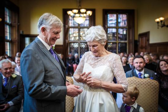 2017 Weddings www.luckyblueweddings.co.uk Tricia & Dave SCREEN 099