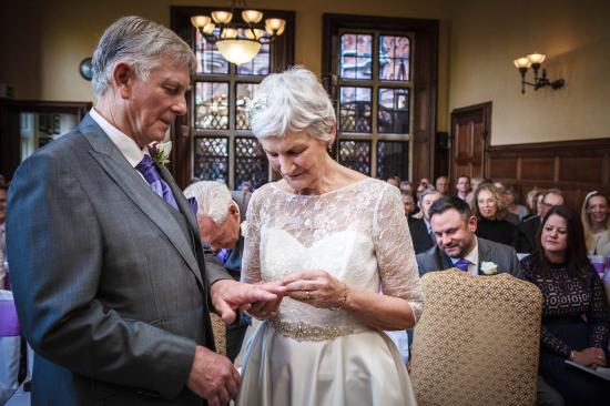 2017 Weddings www.luckyblueweddings.co.uk Tricia & Dave SCREEN 101