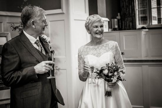 2017 Weddings www.luckyblueweddings.co.uk Tricia & Dave SCREEN 145