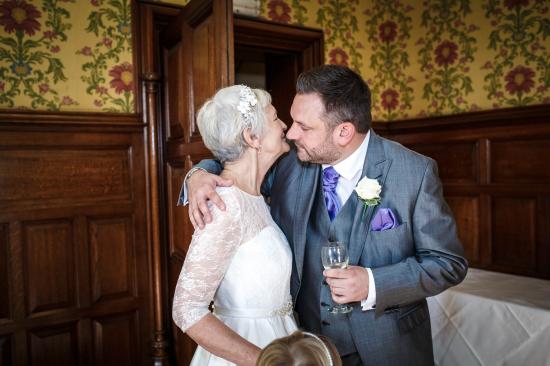 2017 Weddings www.luckyblueweddings.co.uk Tricia & Dave SCREEN 269