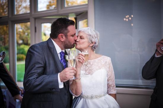 2017 Weddings www.luckyblueweddings.co.uk Tricia & Dave SCREEN 328